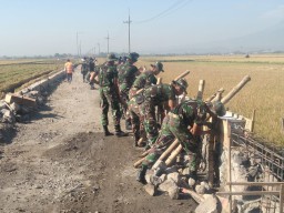 "Jalan baru program TMMD Ke - 106 mulai di kebut pengerjaanya"