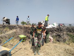 "Kerja keras pantang menyerah TNI bersama rakyat bersinergi"