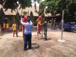 Satgas TMMD Rangkul Pemuda Agar Tertarik Dengan kemajuan desa
