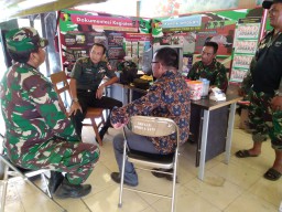 Pasca Penutupan TMMD ke 106, Para Tentara Ini Masih Terus Bekerja