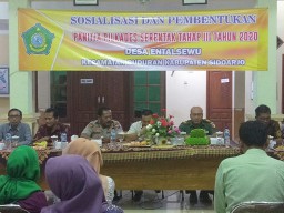 .Sosialisasi dan Pembentukan Panitia Pilkades di Desa Entalsewu