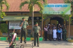 Danramil 0816/06 Tanggulangin Bertindak Selaku Pembina Upacara