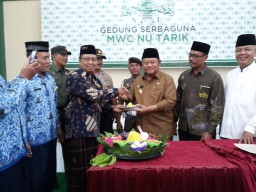 Danramil 0816/11 Tarik Menghadiri Acara Peresmian Gedung Serbaguna MWC