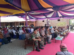 Koramil0816/10 Balongbendo pengamanan kunker Menteri Desa PDT
