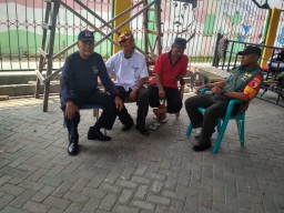 Keaktifan Babinsa Desa Janti, Komsos Guna Memonitoring Wilayah Binaan