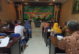 DANRAMIL PRAMBON HADIRI RAPAT KOORDINASI PELAKSANAAN PEMILIHAN KADES