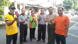 Jalin Kebersamaan dan Keakraban melalui senam bersama Forkopimka Waru