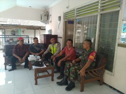 Babinsa Koramil 0816/12 Prambon melaksanakan sosialisasi kesehatan