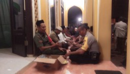 Babinsa Tlasih Hadiri Rapat Panitia Ruwah Desa di Desa Binaan