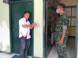 Koramil 0816/02 Candi Terapkan SOP Cegah Penyebaran Covid-19