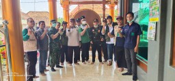 Babinsa dan Perangkat Ds Kebakalan kec Porong Bangun Posko covid19