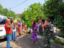 Kebersamaan Babinsa Koramil 0816/08 Jabon Dan Instansi terkait