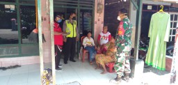 Babinsa Plumbon Porong Lakukan Pendekatan bersama Relawan Ds Plumbon