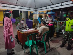 Anggota Ramil 07 Krembung Dukung Pelaksanaan PSBB di Wil. Krembung.