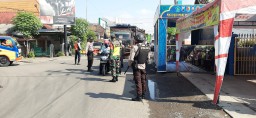 Serka Mulyanto pantau pos PSBB di Wil. Kec. Krembung