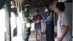 Rasa peduli pada warga binaan saat pandemi Covid-19, Bagikan nasi