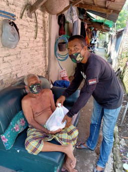 DUSUN SEMAMPIR RW 06 TERUS BERBAGI