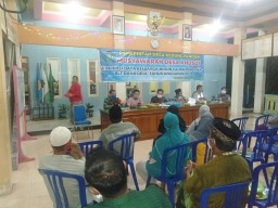 Babinsa Koramil 0816/08 Jabon Hadiri Musyawarah Penerima BLT