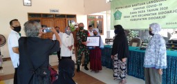 Babinsa 0816/01 Sidoarjo hadiri pemberian BLT dana desa Jati Sidoarjo