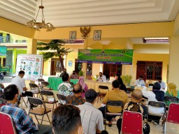 Danramil Krembung Hadiri Sosialisasi Pembentukan Posko Kampung tangguh