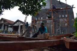 TNI Atur Teknis, Warga Tinggal Membantu Bekerja