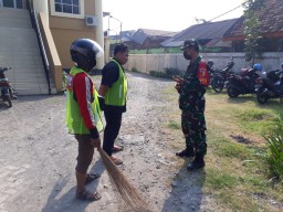 Razia Masker disanksi sosial agar warga tetap waspada penyebaran virus