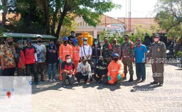 Anggota Koramil 06/ Tanggulangin Melaksanakan Penyemprotan Disinfektan