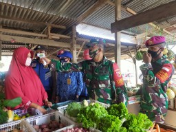 Operasi Tertib Masker Terus digelar oleh Tiga pilar desa dukuh tengah