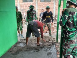 Di ujung gelaran TMMD Sidoarjo, Satgas TMMD selesaikan bedah rumah