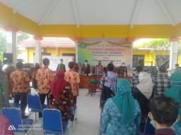 Danramil 0816/13 Wonoayu Menghadiri Pelantikan Pejabat Kades Wonoayu