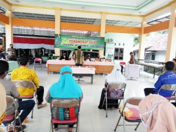 Danramil 07 Krembung Hadiri Pelantikan Mutasi Jabatan Perangkat Desa