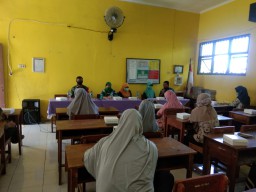 Babinsa Koramil 11 Tarik Hadiri Acara rakor Pembelajaran tatap muka