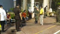 DANRAMIL 0816/16 WARU DAN FORKOPIMDA SIDOARJO LAKSANAKAN OPS YUSTISI