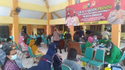 Forkopimka Jabon Dukung Giat Bhakti Kesehatan Bhayangkara