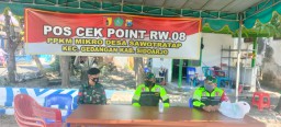 PPKM Darurat, Personil Gabungan Kec. Tulangan Sekat Jalan Perumahan