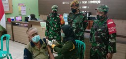 Vaksinasi Door To Door Lansia oleh Kodim 0816/Sidoarjo
