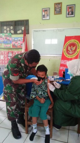 Antusias anak-anak SD melaksanakan kegiatan vaksin covid-19