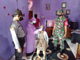 Babinsa Ramil 0816/07 Krembung Laksanakan Tracing Kontak Erat