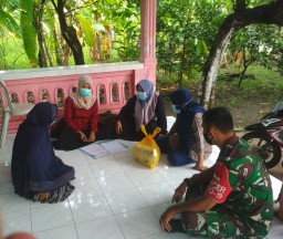 Babinsa Kedung Rawan bersama petugas gabungan laksanakan Tracing