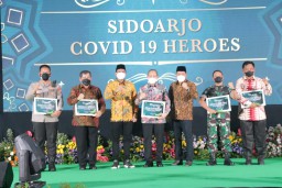 Dandim 0816 Sda Terima Penghargaan Kategori Sidoarjo Covid-19 Heroes