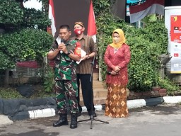 DANRAMIL 0816/14 TAMAN MENDAMPINGI TIM PENILAI LOMBA KAMPUNG PANCASILA