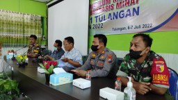 Serma Sukardi Babinsa Koramil 0816/05 Tulangan Hadiri Rapat Persiapan HUT RI ke-77 Tahun 2022