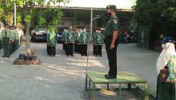 MPLS SISWA BARU, BABINSA 0816/16 WARU KODIM 0816 LATIH PBB BAGI SISWA SISWI SMPN 2 WARU