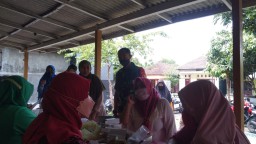 Babinsa 0816/13 Wonoayu Pendampingan Posyandu Lansia
