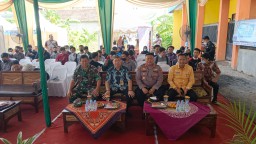 Danramil 0816/05 Kapten Inf Moh Said Hadiri Matching BKK SMK Trisakti dan Penyuluhan Bimbingan Jabatan