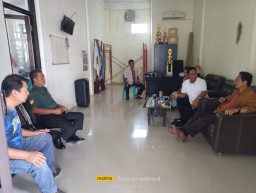 Babinsa Koramil 0816/10 Balongbendo Melaksanakan Komsos dengan Tokoh Agama desa Penambangan
