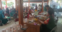 Babinsa Koramil 06/ Tanggulangin Melaksanakan Pendampingan PTSL