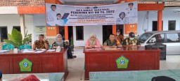 Babinsa 0816/13 Serka Agus Yudhi Melaksanakan Pendampingan Kegiatan Pembagian BLT DD TW 4 tahun 2022