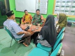 Wujud KepedulianTerhadap Generasi Muda, Babinsa Koramil 15/Sukodono Silaturahmi Dengan Pengurus Karang Taruna