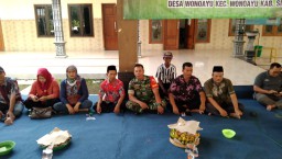 Babinsa Koramil 0816/13 Menghadiri acara Tradisi Ruwahan